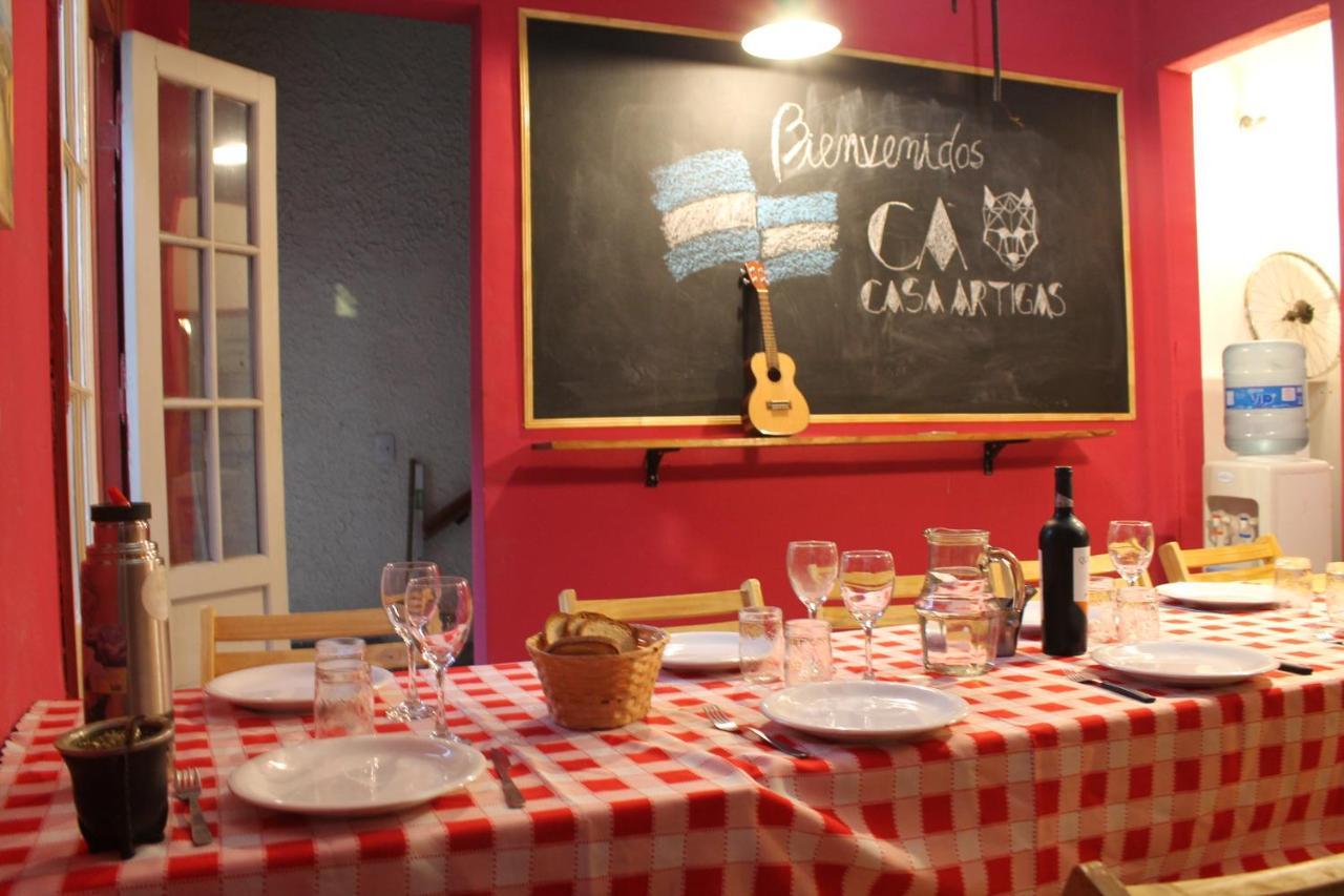 Casa Artigas Hostel Кордова Экстерьер фото