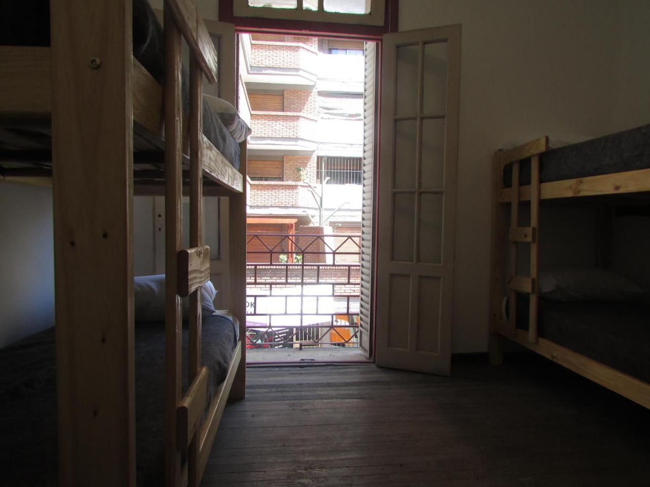 Casa Artigas Hostel Кордова Экстерьер фото