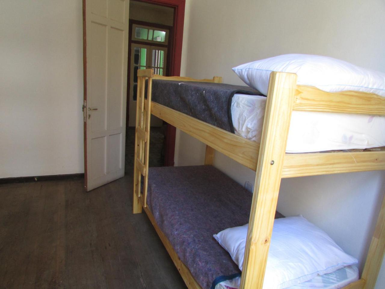 Casa Artigas Hostel Кордова Экстерьер фото